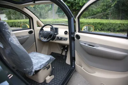 Four-Wheel Electric Environmental Protection Car Small Electric Car