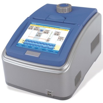 High accuracy touch screen gene amplification thermal cycler