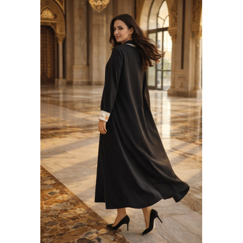 تابلوی کنتراست مشکی پرینت گلدار Abaya