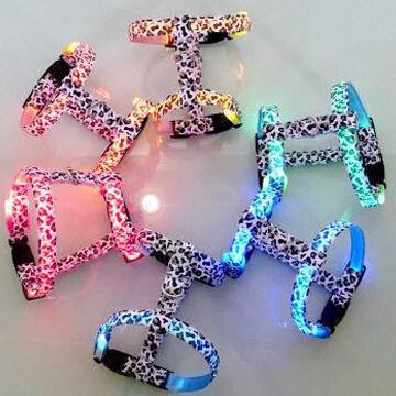 Custom LED dog leashes with 6 colors