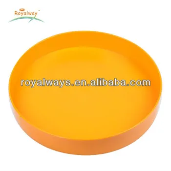 Round plastic anti-slip serving trays