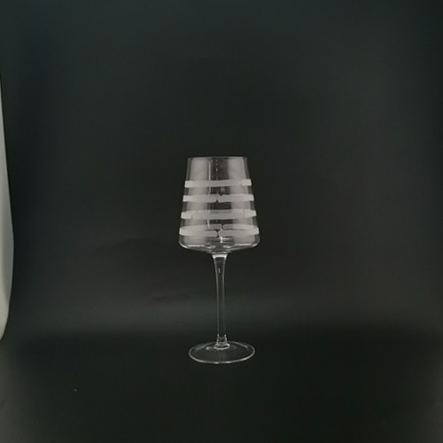 Bicchiere da vino bianco con stelo satinato