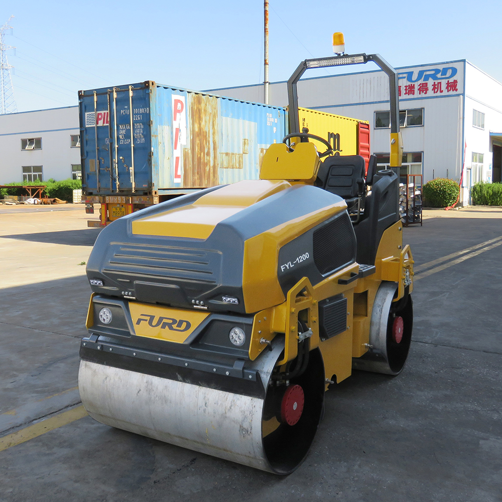 High Efficiency Double Drum 3 ton Hydraulic Vibrating small ride on Asphalt Road Roller