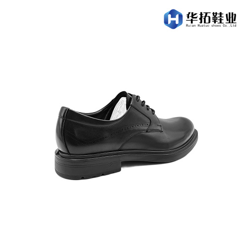 Κλασικά ανδρικά δερμάτινα παπούτσια για επαγγελματικό στυλ