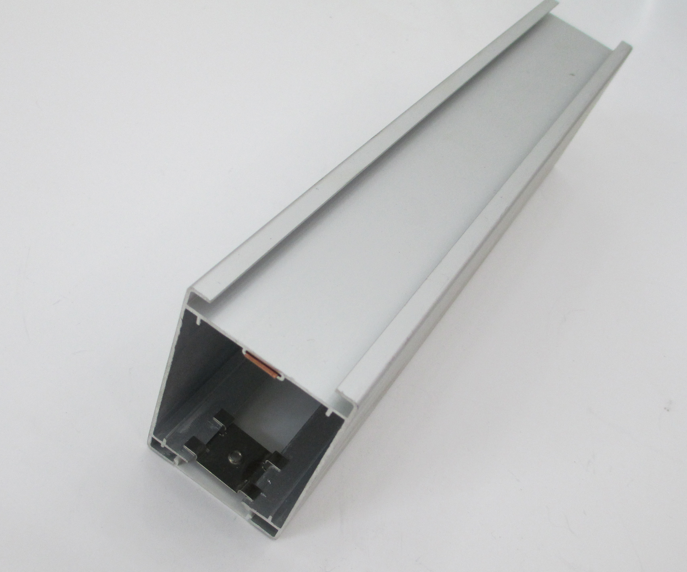 דיור בקר פרופילי אלומיניום