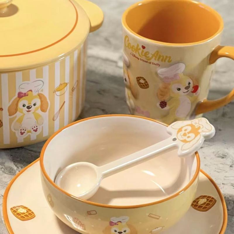 Stylish Anime-Themed Dinnerware Collection