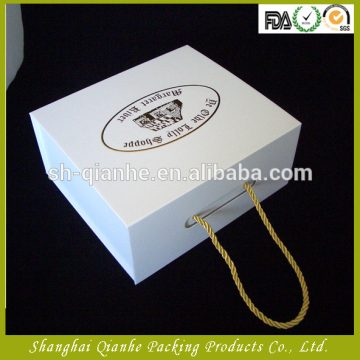 branded luxury apparel packaging box