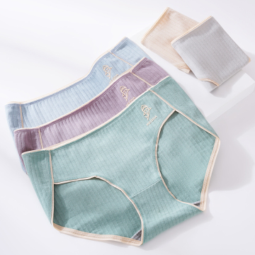 Hot Selling Simple Mid-Waist Comfortable Cotton Panties for Women