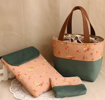 Multi-Size & Shape Insulated Lunch Totes