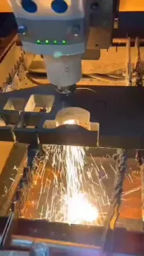 500W Fiber Laser Cutting Machine 1500X3000mm Cutting Area