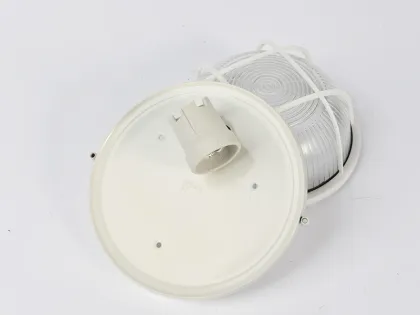 Moisture proof light withLAMP HOLDER