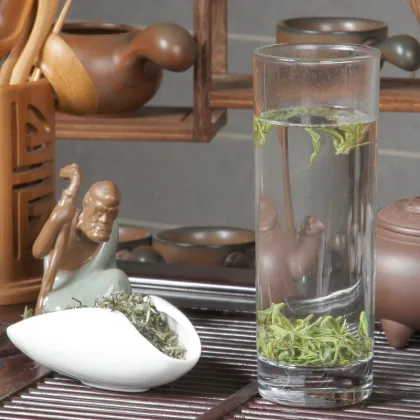 Fresh spring bud tea with heavy flavor