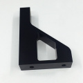 Soporte delantero de aluminio anodizado negro mecanizado