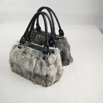 China factory wholesale Luxury Design Real red fox bag ladies fashion bags fashionable fox fur bag