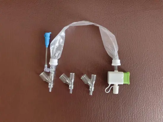 Child Pediatric Closed Suction Catheter with Adaptors