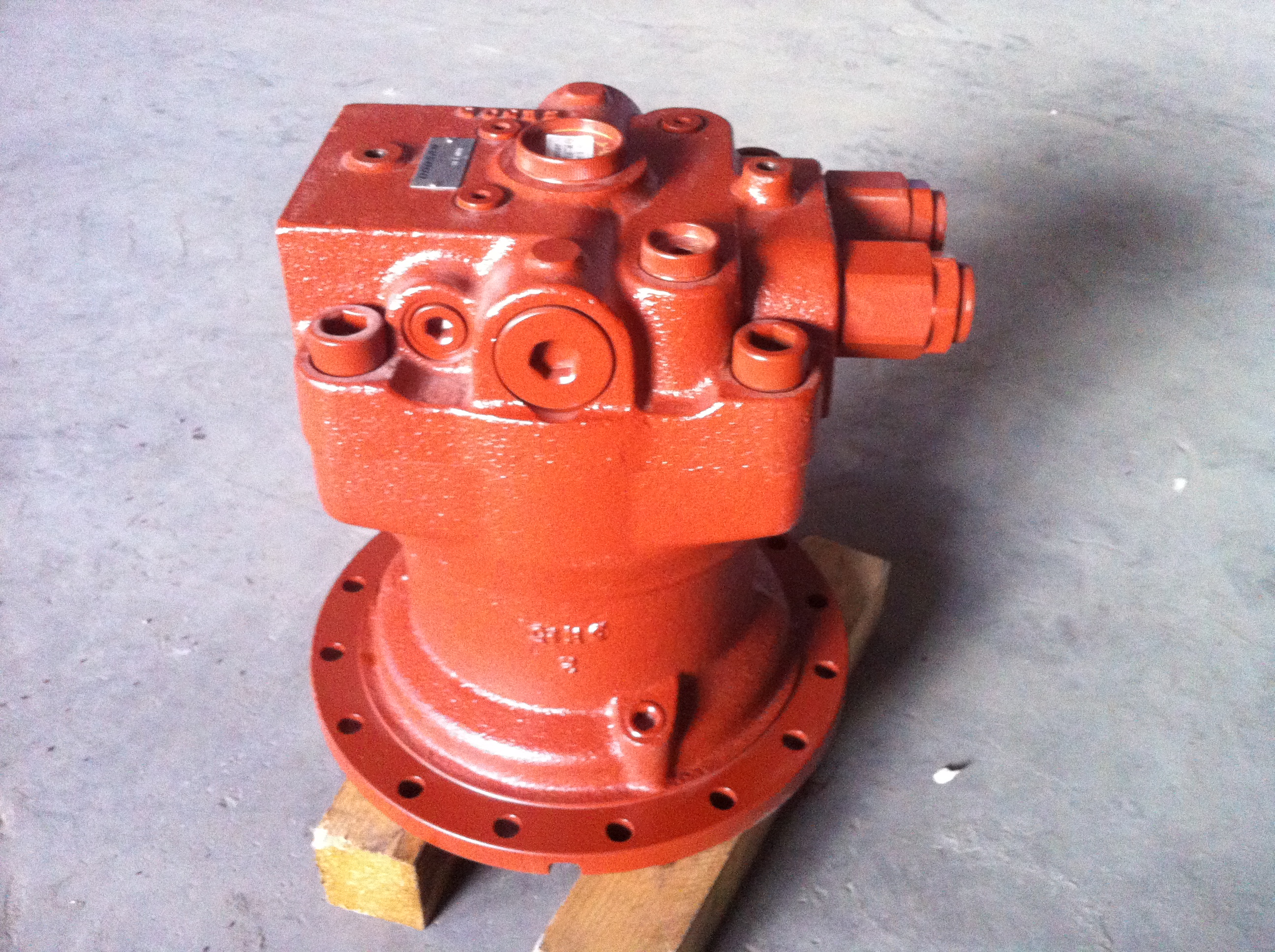 excavator swing motor 