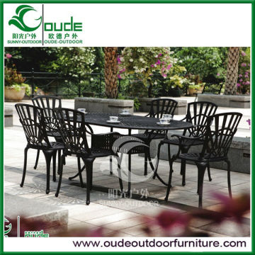 outdoor metal furniture