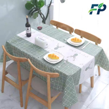 Fețele de masă îngroșate pot fi personalizate