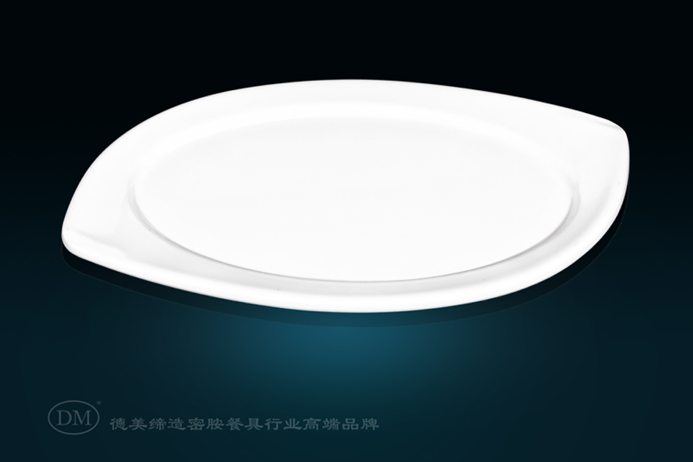 9.3 Inch Oval Shape Melamine Plate