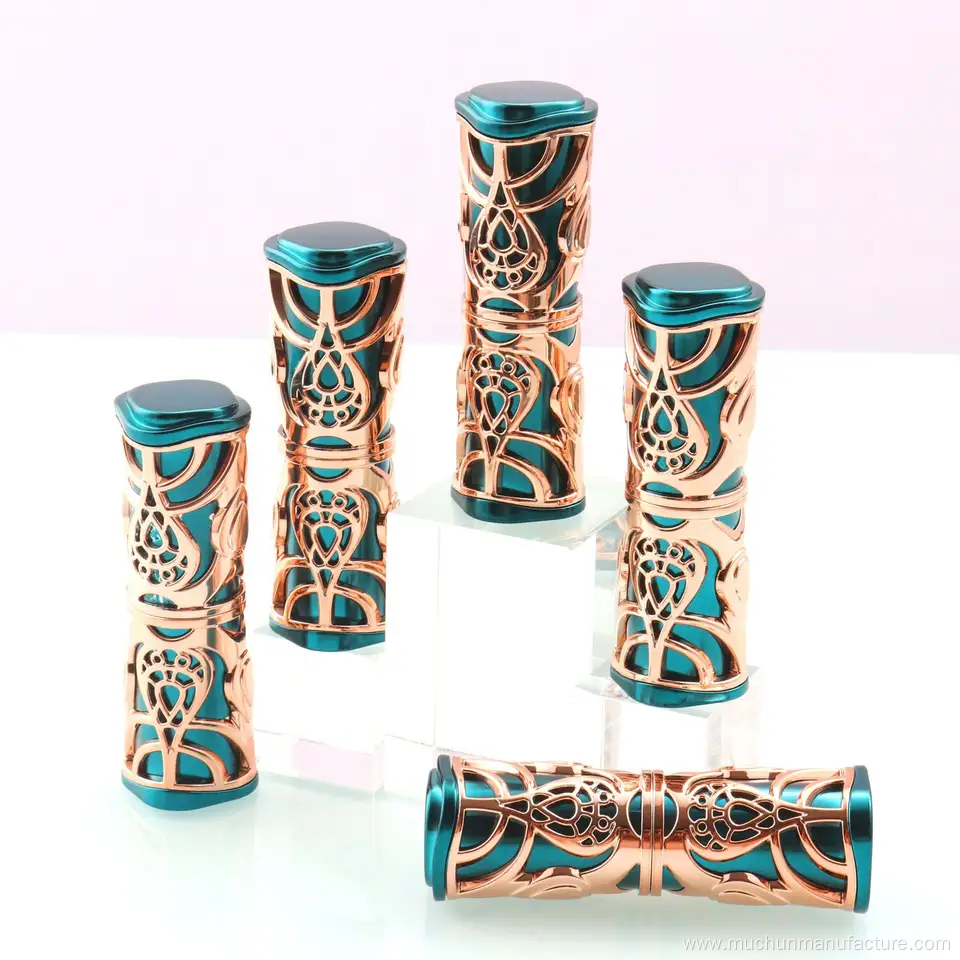 Customized plastic lipstick tube cosmetic lipstick container