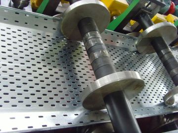 Cable Tray Roll Forming Machine Suitable Steel Coi, Gi Coil, Carbon Steel