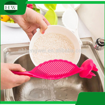 multipurpose plastic manual hanging rice sifter wash washing basin strainer sieve