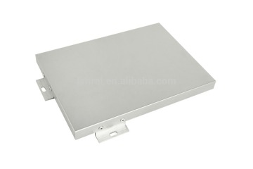 Cladding honeycomb sandwich panel