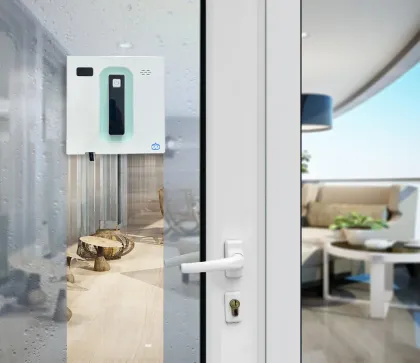 Window Cleaner Robot: Source Factory Glass Cleaning Robot with Spray Water