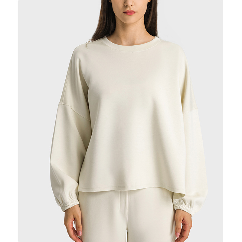 Round Neck Pullover