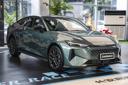 Changan Qiyuan A06 Plug-in Hybrid Electric Vehicle