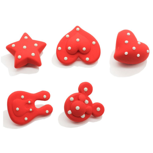 Nouveau Design en résine coeur rouge étoile bouton perles bricolage artisanat à la main Art décor pour enfants chemise chaussures vêtements ornement