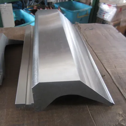 90 Degree Amada 4 V Dies and Promecam Amada Press Brake Tooling