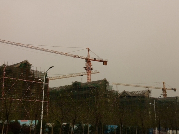 external climbing tower crane