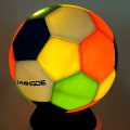 Jymingde op maat gemaakte lichtgevende gloeiende voetbal