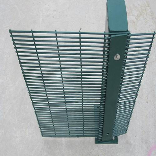 358 Wire Mesh Fencing