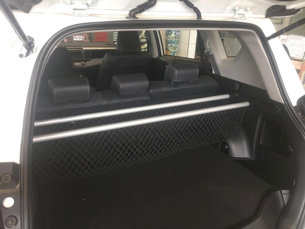 Toyota RAV4 Retractable Gepäckschutzabdeckung hinten