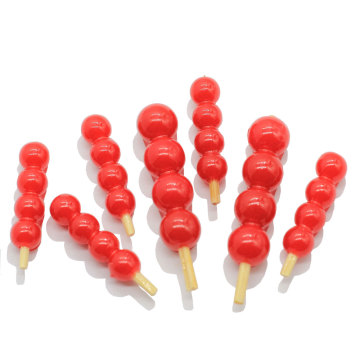 Simulation Lebensmittel Tomaten auf Sticks Harz Perlen Puppenhaus Spielzeug Home Decor Charms Haarspange Kinder Kopf Zubehör