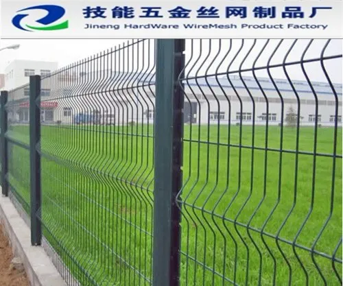 galvanized or PVC coated fencing wire mesh be used in highway or airport
