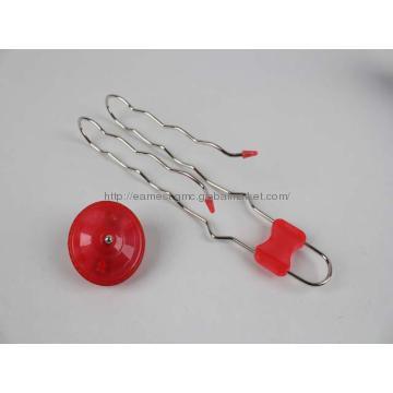 The newest plastic yoyo with light can be mixed red/bule/green for kid