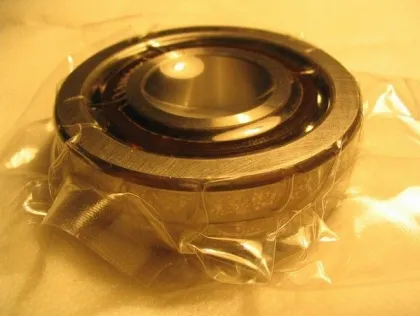 Koyo Bearing , Angular Contact Ball Bearing 7202c With Contact Juggling Acrylic Balls