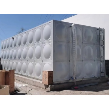 Tanque de água em aço inoxidável montado