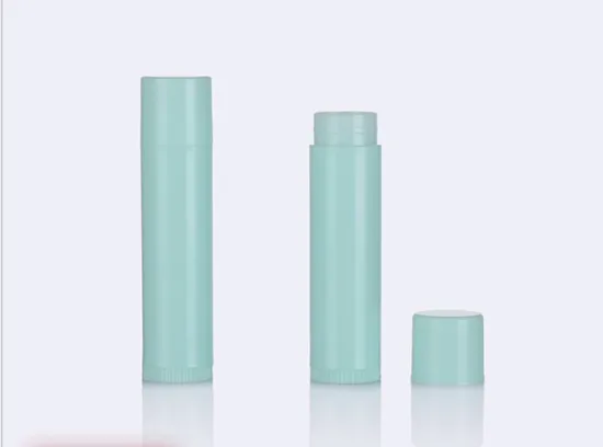 Glossy empty lip balm tube for travelling 4.2g