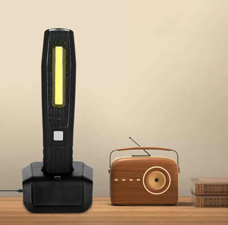 1000 Lumens Rechargeable Work Light for Outdoor Garage Emergency Use