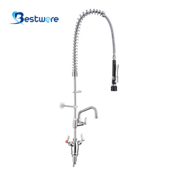 Pemegang tunggal Pull Out Spray Kitchen Faucet