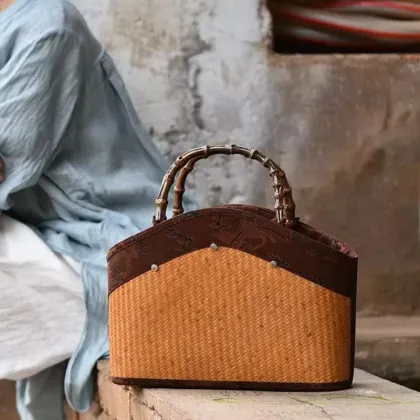 Eco-Luxe Casual Outings: Bamboo Weaving Bag & Eco-Friendly Bamboo Crafts