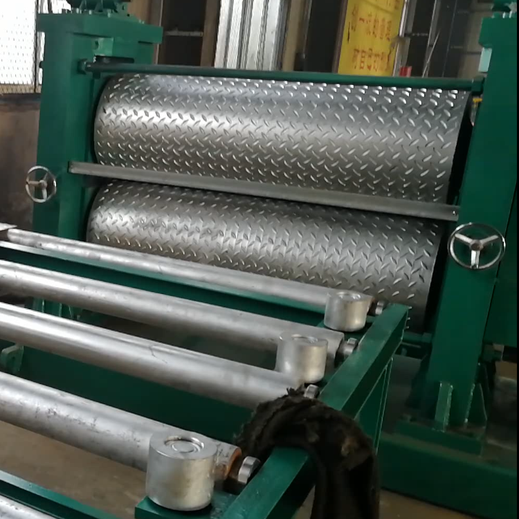 Chequered embossing machine for mild steel