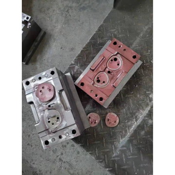 Plastic spectacle frame injection mold