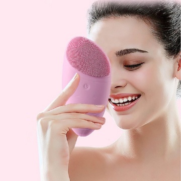 2023 Hot Sale Mango Shape Facial Cleaner Handheld Wash Face Tool