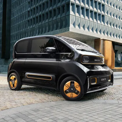Wuling Baojun Kiwi Nade in China with Low Price 2023 New Electric Car