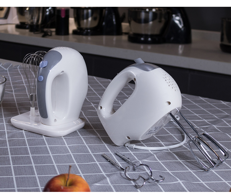 Electric egg beater for kneading dough